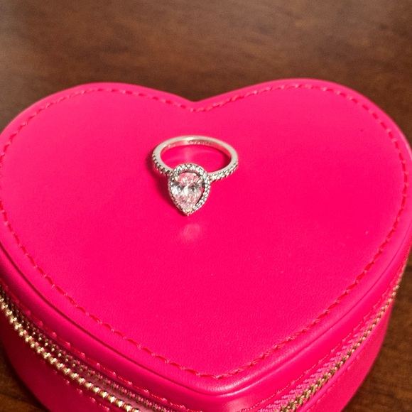 Pandora Ring - Picture 7 of 7